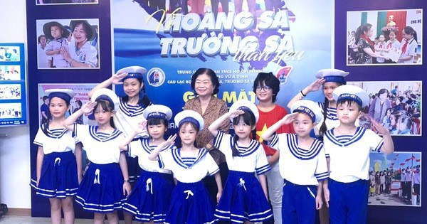 10-year journey connects seas, islands lovers ảnh 1
