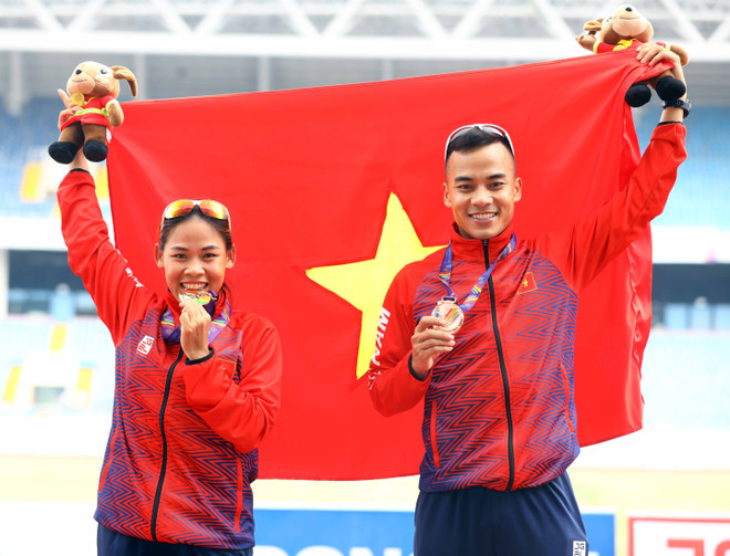 Vietnam tops medal tally, exceeding gold medal target at SEA Games 31 ảnh 1