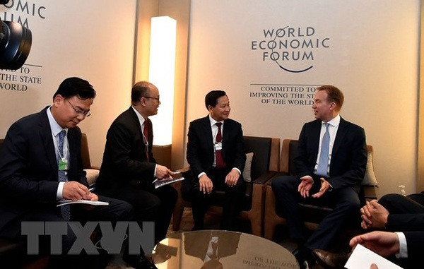 Deputy PM busy on threshold of WEF meeting ảnh 2 Deputy PM busy on threshold of WEF meeting ảnh 2