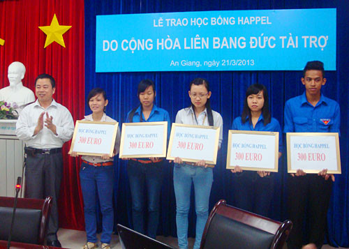 Vietnamese students benefit from Germany-funded scholarship ảnh 1 Vietnamese students benefit from Germany-funded scholarship ảnh 1