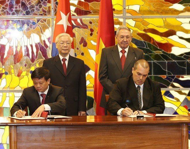 Vietnam News Agency steps up partnership with Prensa Latina, ACN ảnh 1