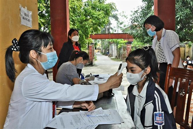 COVID-19: Additional 7,417 cases recorded on April 25 ảnh 1 COVID-19: Additional 7,417 cases recorded on April 25 ảnh 1
