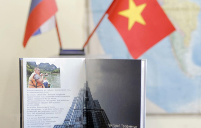 Russian book features modern, innovative Vietnam ảnh 1 Russian book features modern, innovative Vietnam ảnh 1