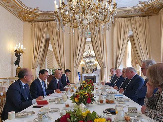 Vietnam attaches importance to comprehensive relations with France: FM ảnh 2 Vietnam attaches importance to comprehensive relations with France: FM ảnh 2