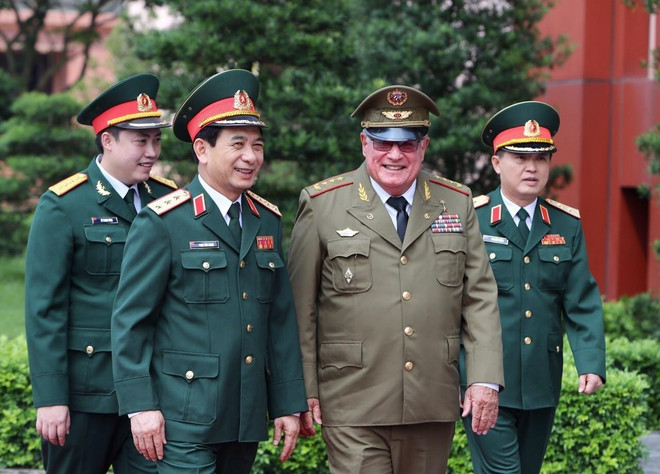 Vietnam, Cuba enjoy fruitful defence cooperation: general staff chiefs ảnh 1 Vietnam, Cuba enjoy fruitful defence cooperation: general staff chiefs ảnh 1