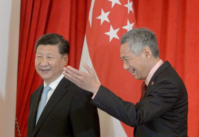 Singapore, China vow to promote bilateral ties ảnh 1