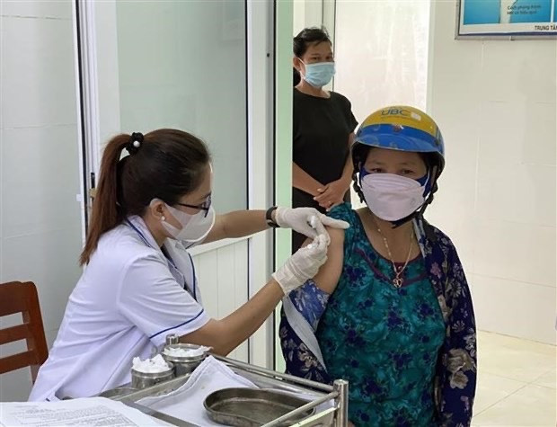 Vietnam logs over 2,000 COVID-19 cases on April 19 ảnh 1 Vietnam logs over 2,000 COVID-19 cases on April 19 ảnh 1