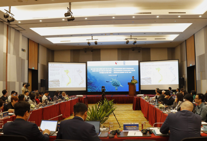 Circular economy for plastics needs consensus of stakeholders: seminar ảnh 1 Circular economy for plastics needs consensus of stakeholders: seminar ảnh 1