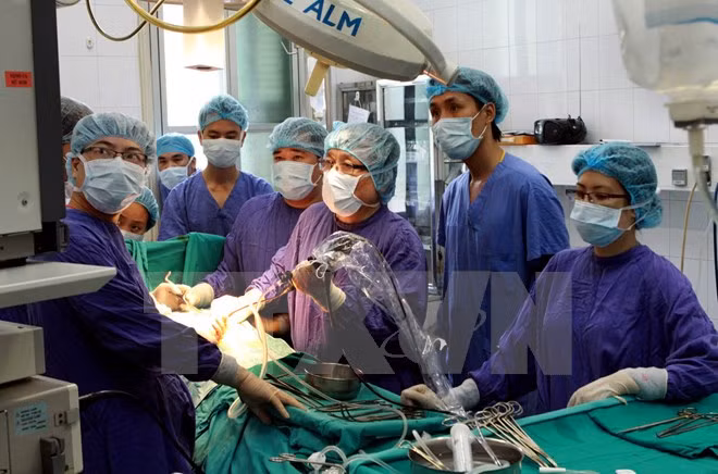 Seoul hospital helps advance medical system in Vietnam ảnh 1