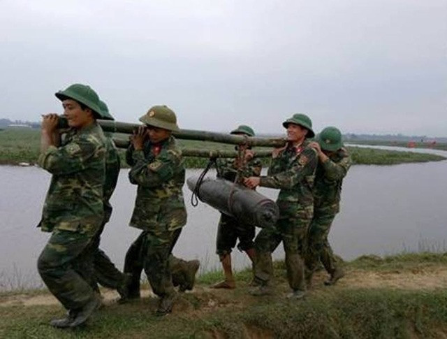 230kg bomb recovered from Ha Tinh River ảnh 1