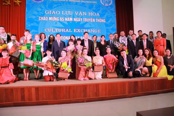 VUFO celebrates 65th anniversary of traditional day ảnh 1