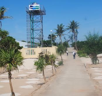 Quang Ngai: Small Islet to get electricity before Tet ảnh 1