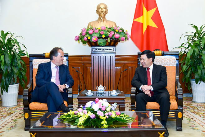 Deputy PM receives UK Minister of State ảnh 1