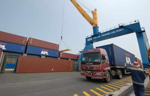 Quang Nam holds oil spill response exercise ảnh 1