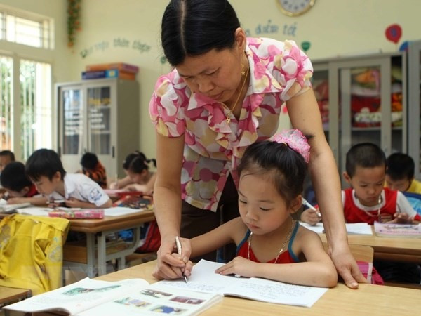 Education Minister confirms teacher shortages ảnh 1