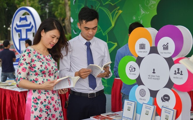 Book festival to highlight digital technology ảnh 1