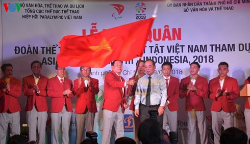 Vietnamese delegation departs for 2018 Asian Para Games ảnh 1