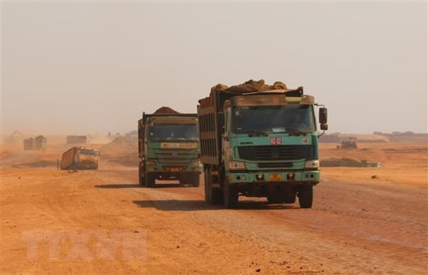 PM orders speeding up national important transport projects ảnh 2 PM orders speeding up national important transport projects ảnh 2