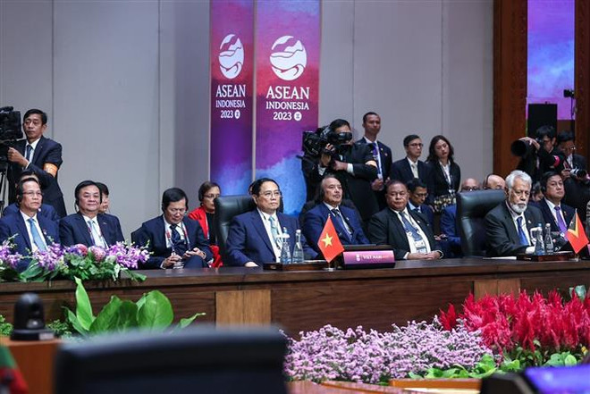 PM attends ASEAN-Australia, ASEAN-UN Summits ảnh 2