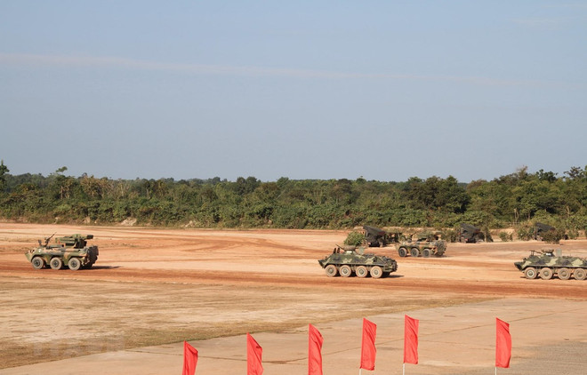 Laos live-fire exercise marking National Day ảnh 1 Laos live-fire exercise marking National Day ảnh 1