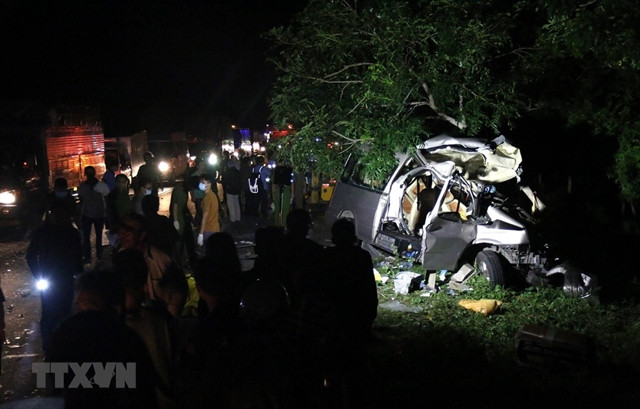 PM orders drastic measures after fatal road accident in Binh Thuan ảnh 1 PM orders drastic measures after fatal road accident in Binh Thuan ảnh 1