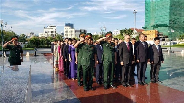 Fallen Vietnamese volunteer soldiers commemorated in Cambodia ảnh 1 Fallen Vietnamese volunteer soldiers commemorated in Cambodia ảnh 1