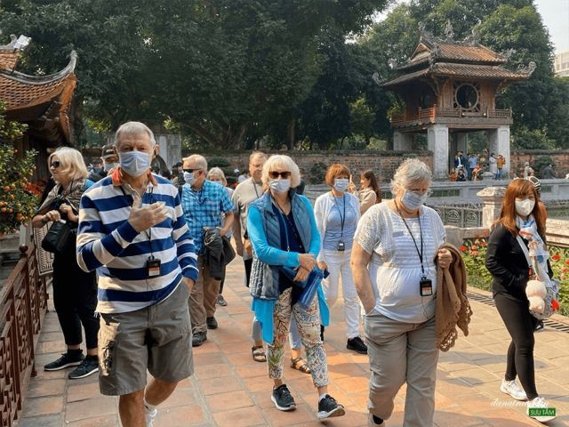 Travel agencies promote small group tours ảnh 1 Travel agencies promote small group tours ảnh 1