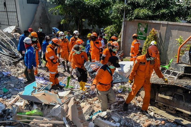 ADB promises 1 billion USD in emergency fund for Indonesia ảnh 1 ADB promises 1 billion USD in emergency fund for Indonesia ảnh 1