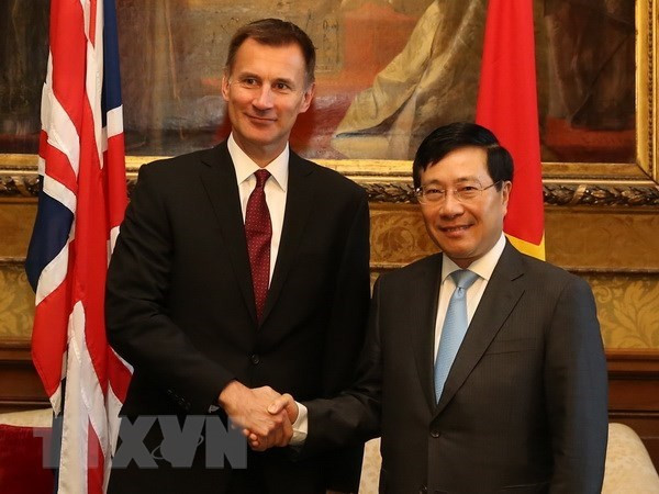 Vietnam, UK agree to consult about issues of shared concern ảnh 1 Vietnam, UK agree to consult about issues of shared concern ảnh 1