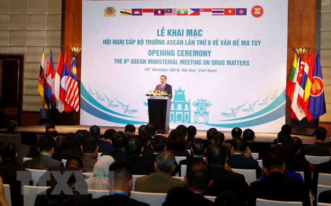 Vietnam urges ASEAN to reiterate political commitment to anti-drug efforts ảnh 1