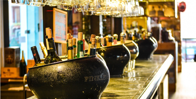 Malaysia raises minimum age for alcohol consumption to 21 ảnh 1 Malaysia raises minimum age for alcohol consumption to 21 ảnh 1
