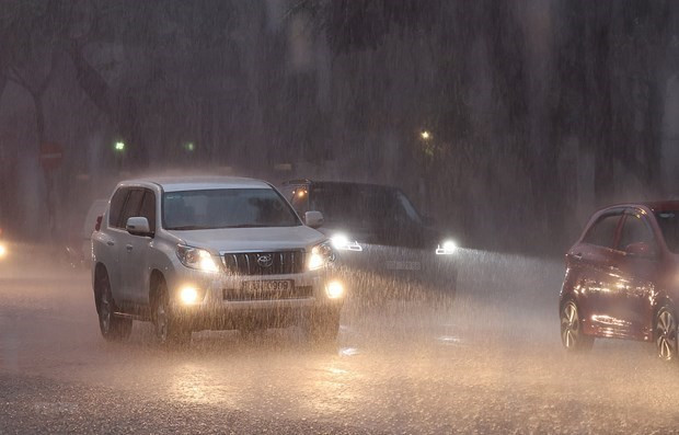 Storm Lionrock weakens into depression, Storm Kompasu may enter East Sea ảnh 2 Storm Lionrock weakens into depression, Storm Kompasu may enter East Sea ảnh 2