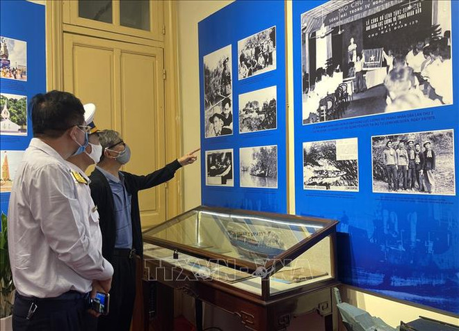 Exhibition marks 60th anniversary of Ho Chi Minh Trail at Sea ảnh 3
