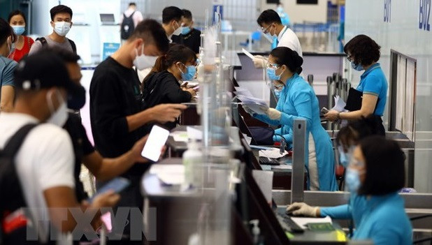 Localities told to seriously follow direction on resuming passenger transport ảnh 1