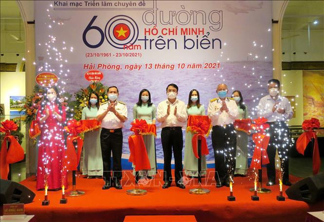 Exhibition marks 60th anniversary of Ho Chi Minh Trail at Sea ảnh 2