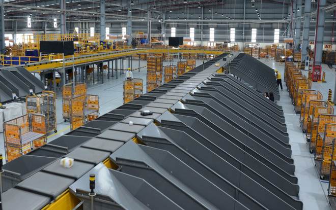 Vietnam Post launches automated package sorting system ảnh 1 Vietnam Post launches automated package sorting system ảnh 1