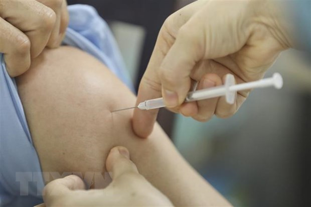 More than 30,900 Vietnamese vaccinated against COVID-19 ảnh 1