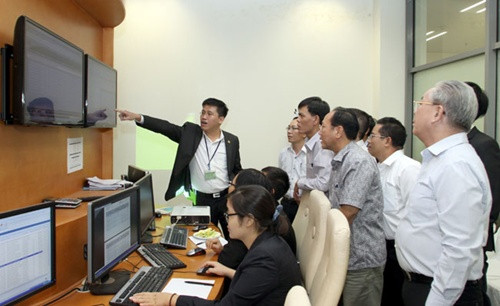 SBV to offer 404 million USD of treasury bills ảnh 1