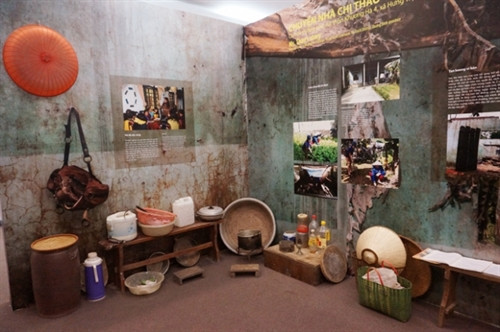 Exhibition highlights women’s role in disasters ảnh 1 Exhibition highlights women’s role in disasters ảnh 1