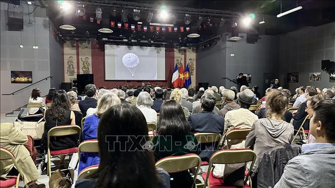 Dien Bien Phu Victory celebrated in France ảnh 3