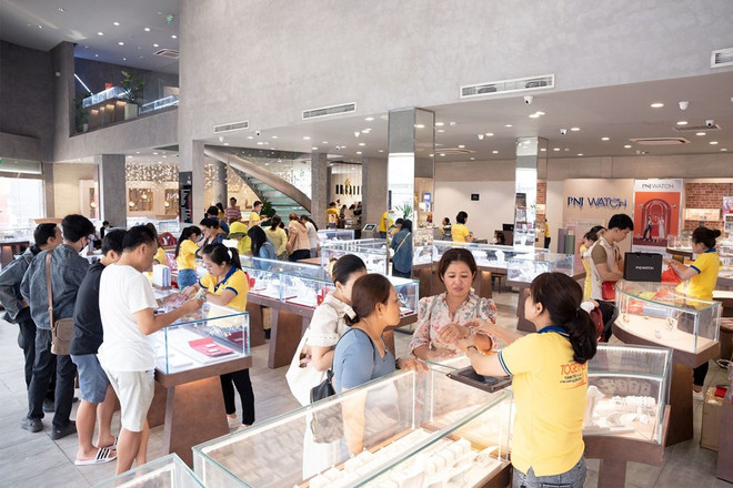 Central bank plans to auction gold bars on April 22 ảnh 1