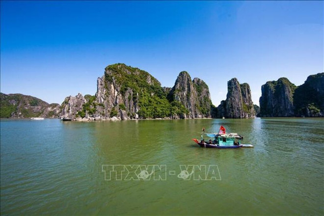 Quang Ninh aims to become international tourism hub ảnh 2