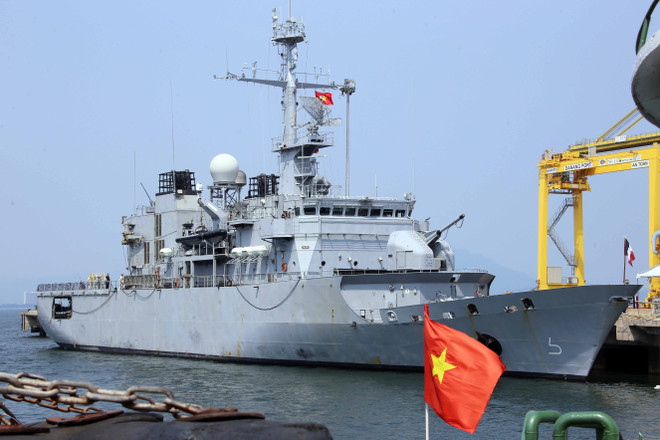 Vietnamese, French navies bolster cooperation ảnh 1