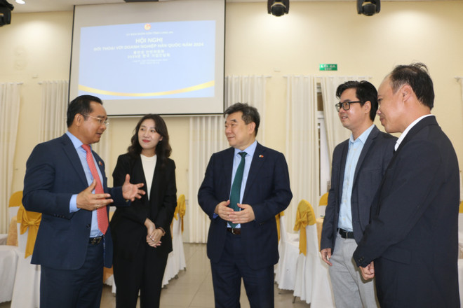 Long An hosts meeting to help RoK businesses solve difficulties ảnh 1 Long An hosts meeting to help RoK businesses solve difficulties ảnh 1