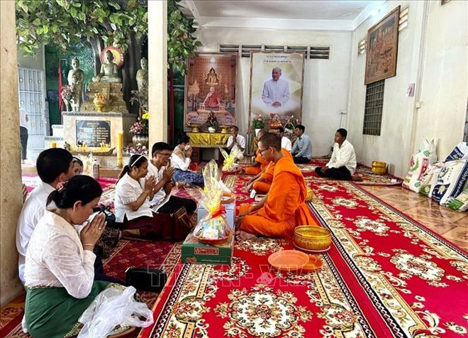 Cambodia enjoys peaceful Chol Chnam Thmay ảnh 1