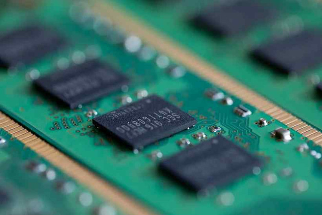 Vietnam an attractive destination for electronics, semiconductor investors: Official ảnh 1