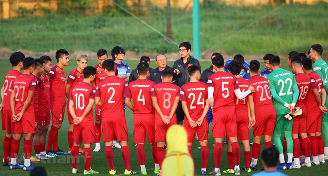 Head coach names 25-man squad for first match of World Cup qualifiers’ final round ảnh 1
