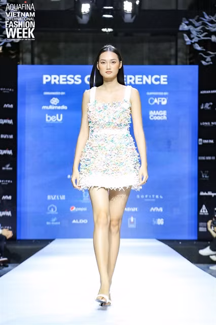 Vietnam Int’l Fashion Week to open in HCM City next month ảnh 1