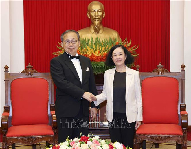 Party official receives outgoing Japanese ambassador ảnh 1 Party official receives outgoing Japanese ambassador ảnh 1