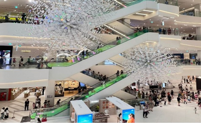 Demand for prime retail space on the rise in HCM City’s downtown: Savills Vietnam ảnh 2 Demand for prime retail space on the rise in HCM City’s downtown: Savills Vietnam ảnh 2